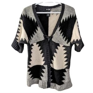 Lord & Taylor Wool Cashmere blend Aztec abstract black grey white sweater Small